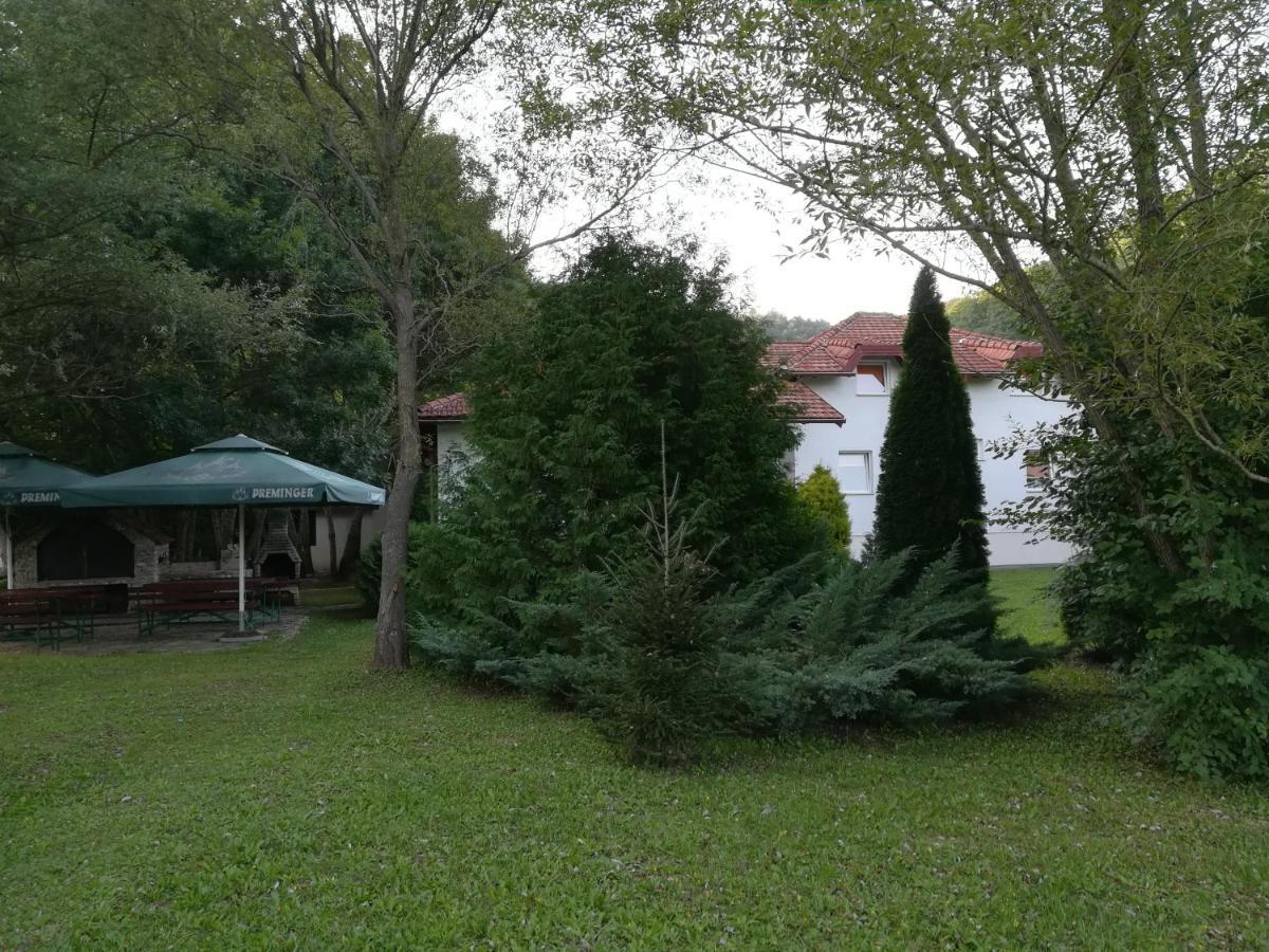 Villa Nana Kulen Vakuf Dış mekan fotoğraf